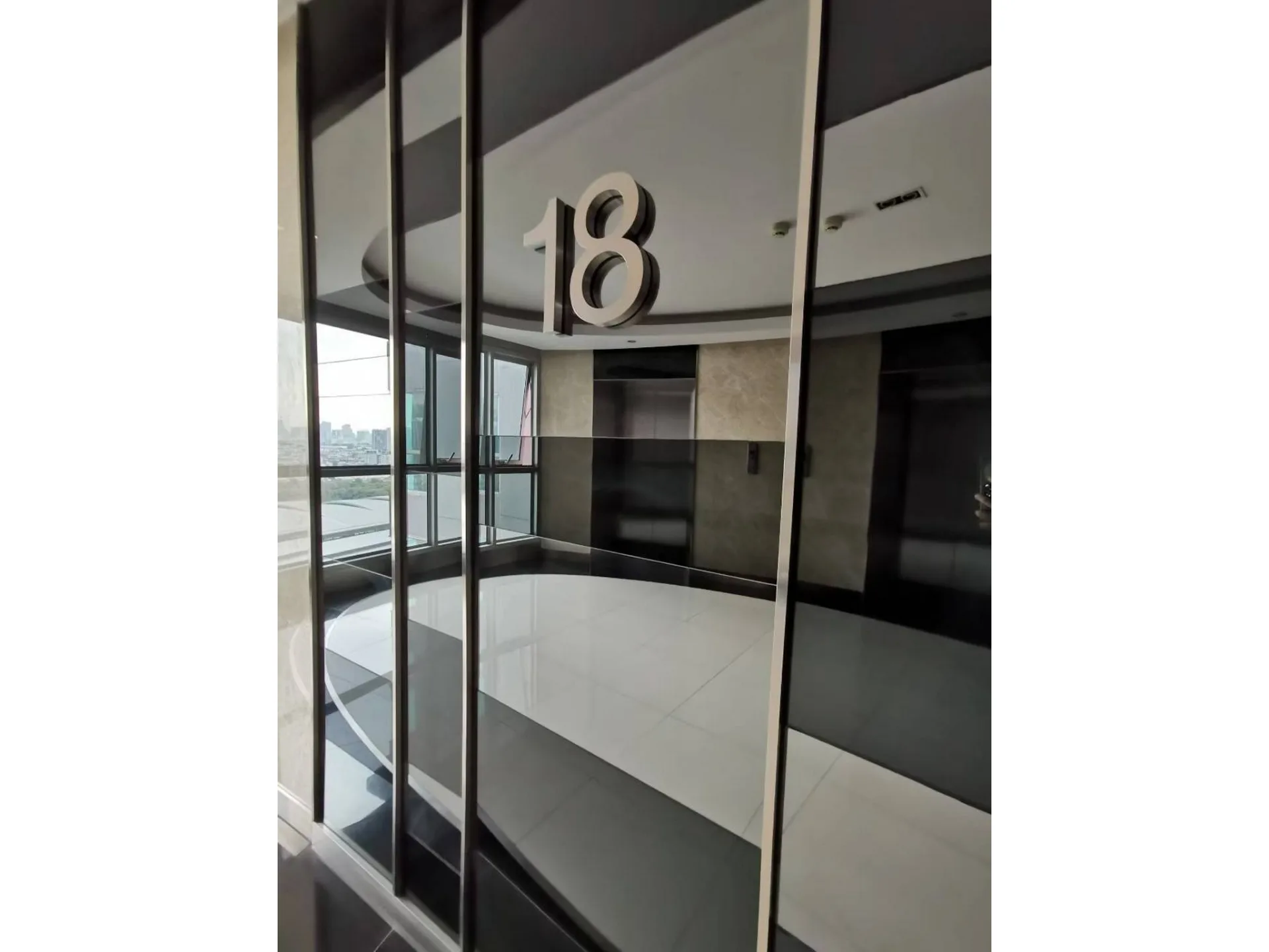Property photos for The Address Asoke
