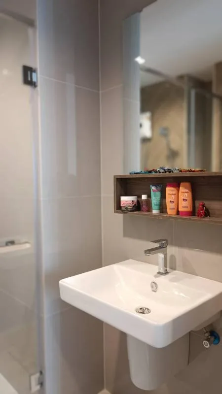 Property photos for THE LINE Phahonyothin Park