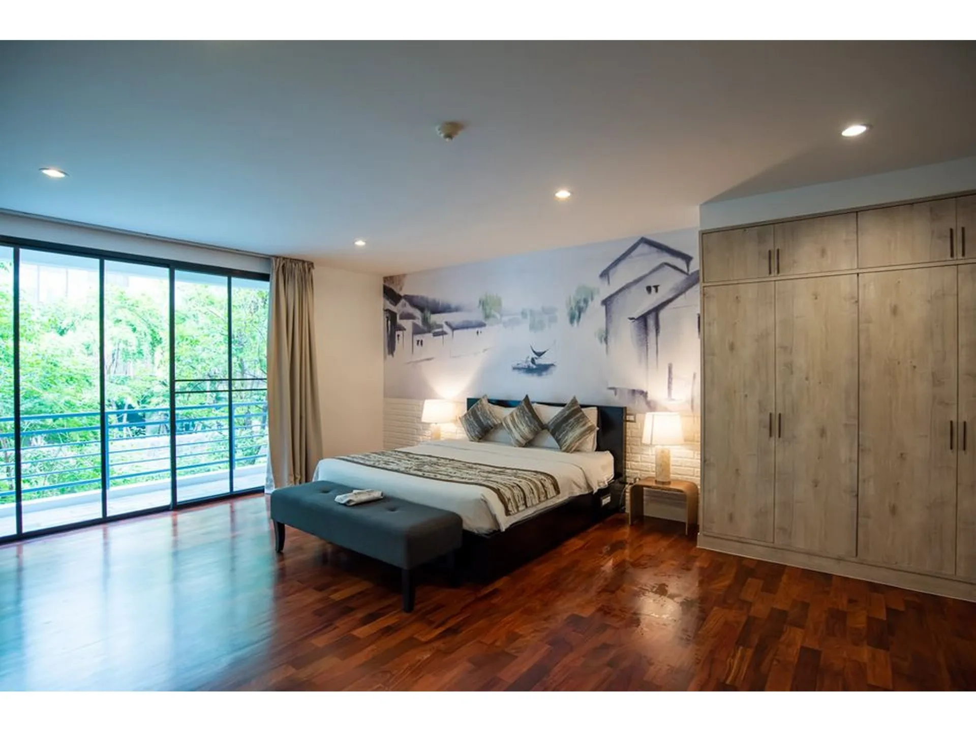 Property photos for Benviar Tonson Residence