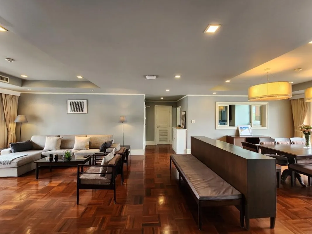 Property photos for Monet House Apartment