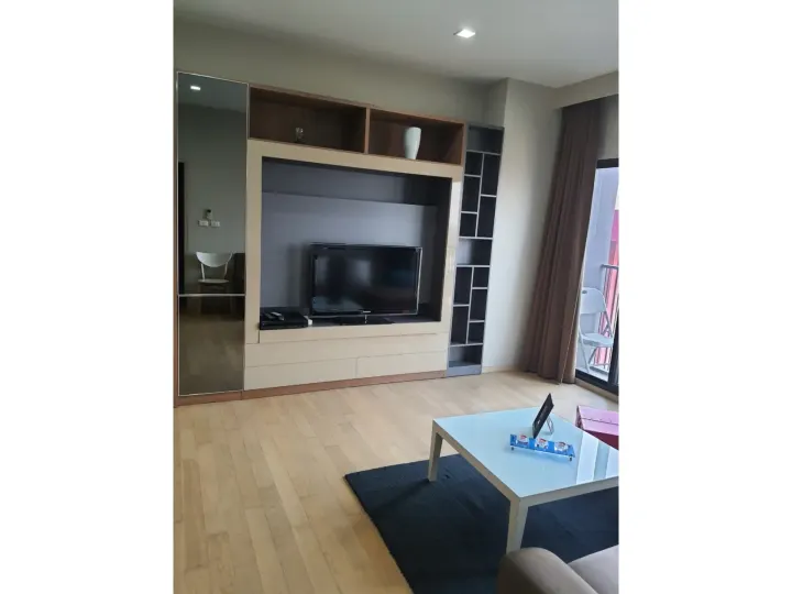 Property photos for Noble Reveal