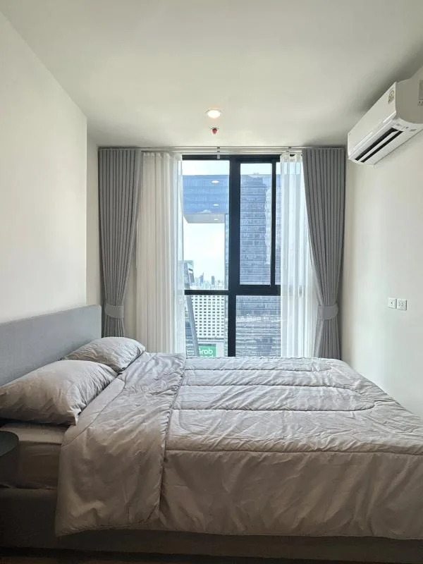 Property photos for Nue District R9