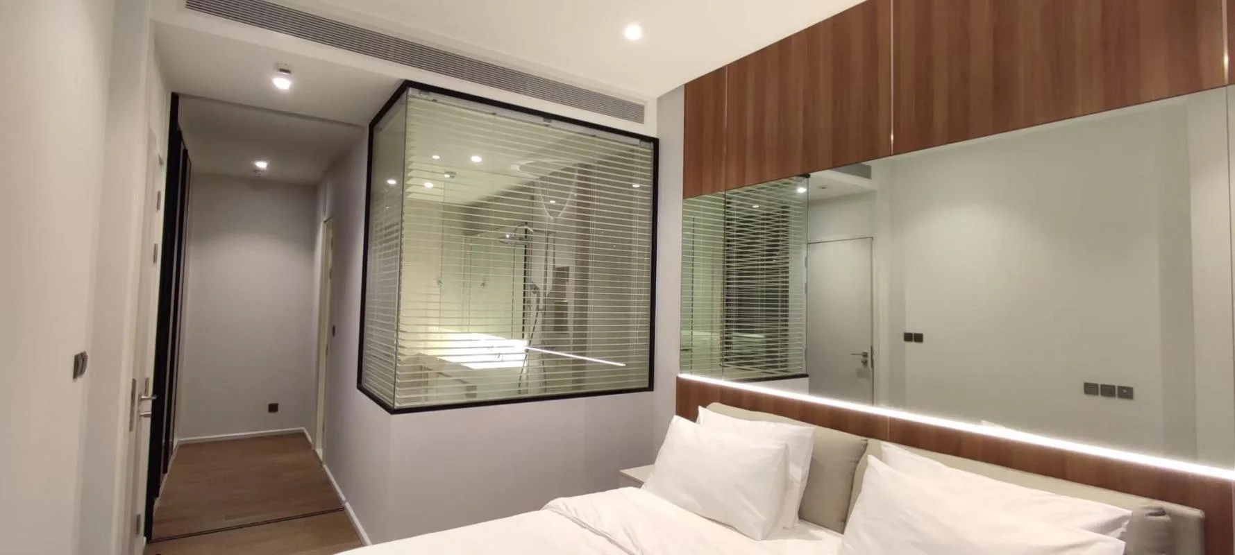 Property photos for Muniq Langsuan