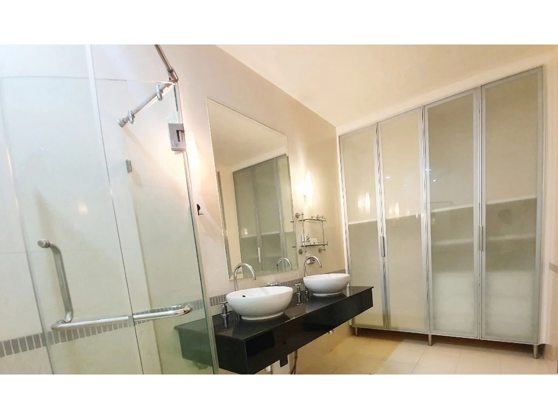 Property photos for Baan Klang Krung Siam - Pathumwan