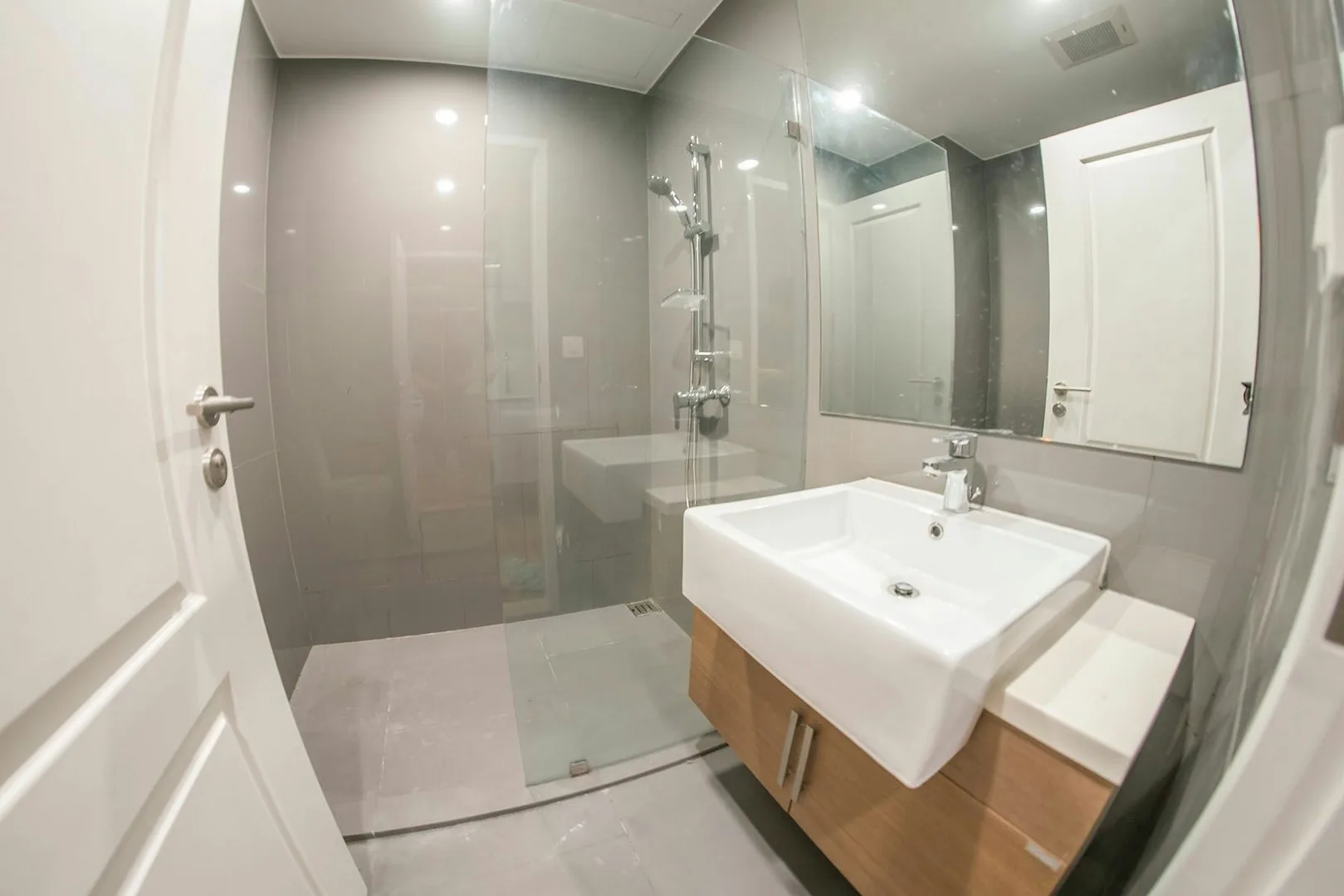 Property photos for Noble Revolve Silom
