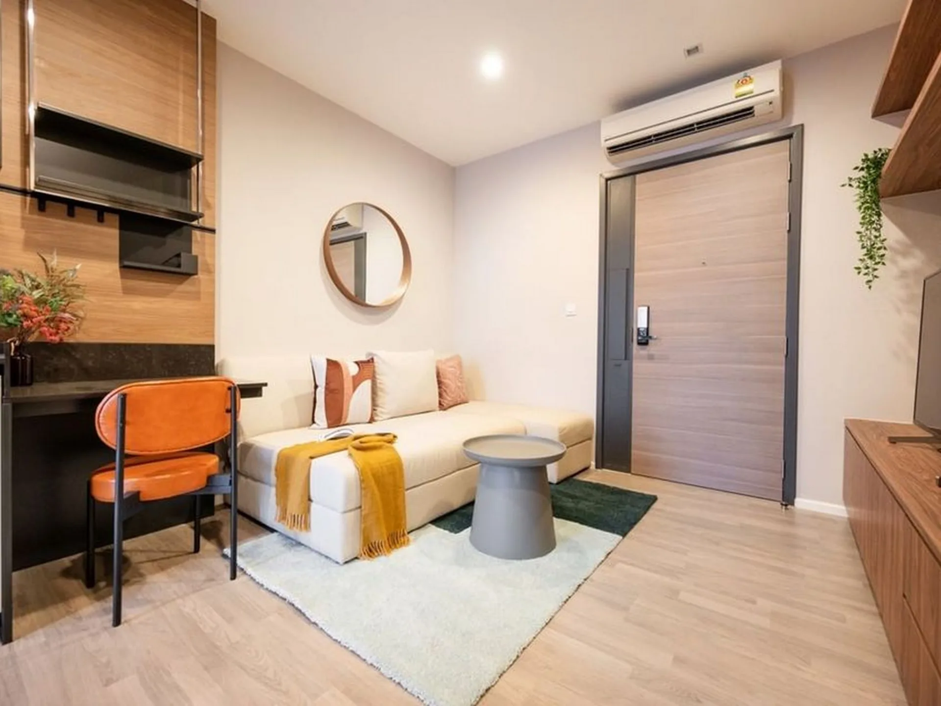 Property photos for The Room Sathorn - St.Louis