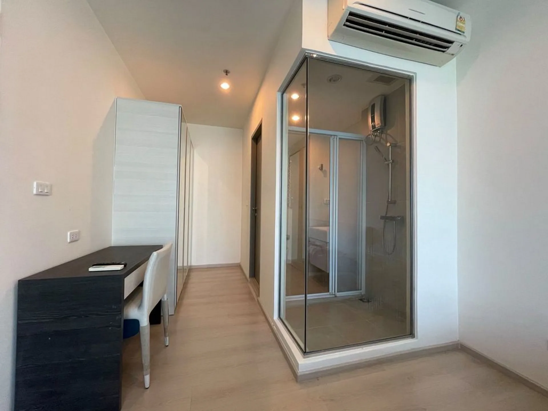 Property photos for Life Ratchadapisek