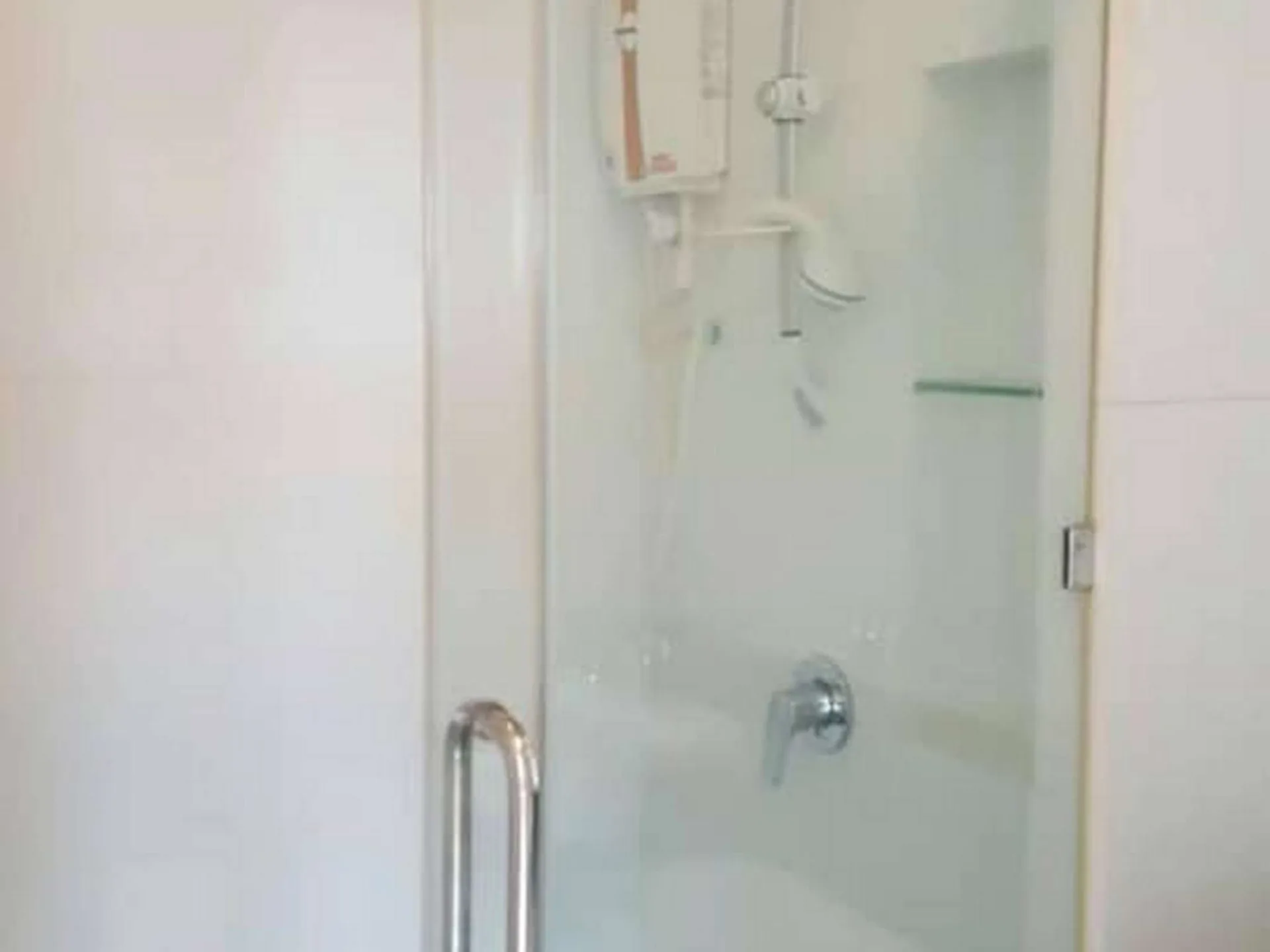 Property photos for The Parkland Taksin - Thapra