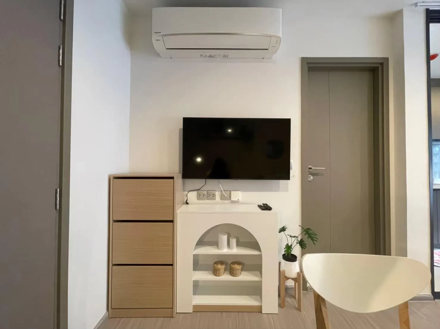 Property photos for Life Asoke Hype
