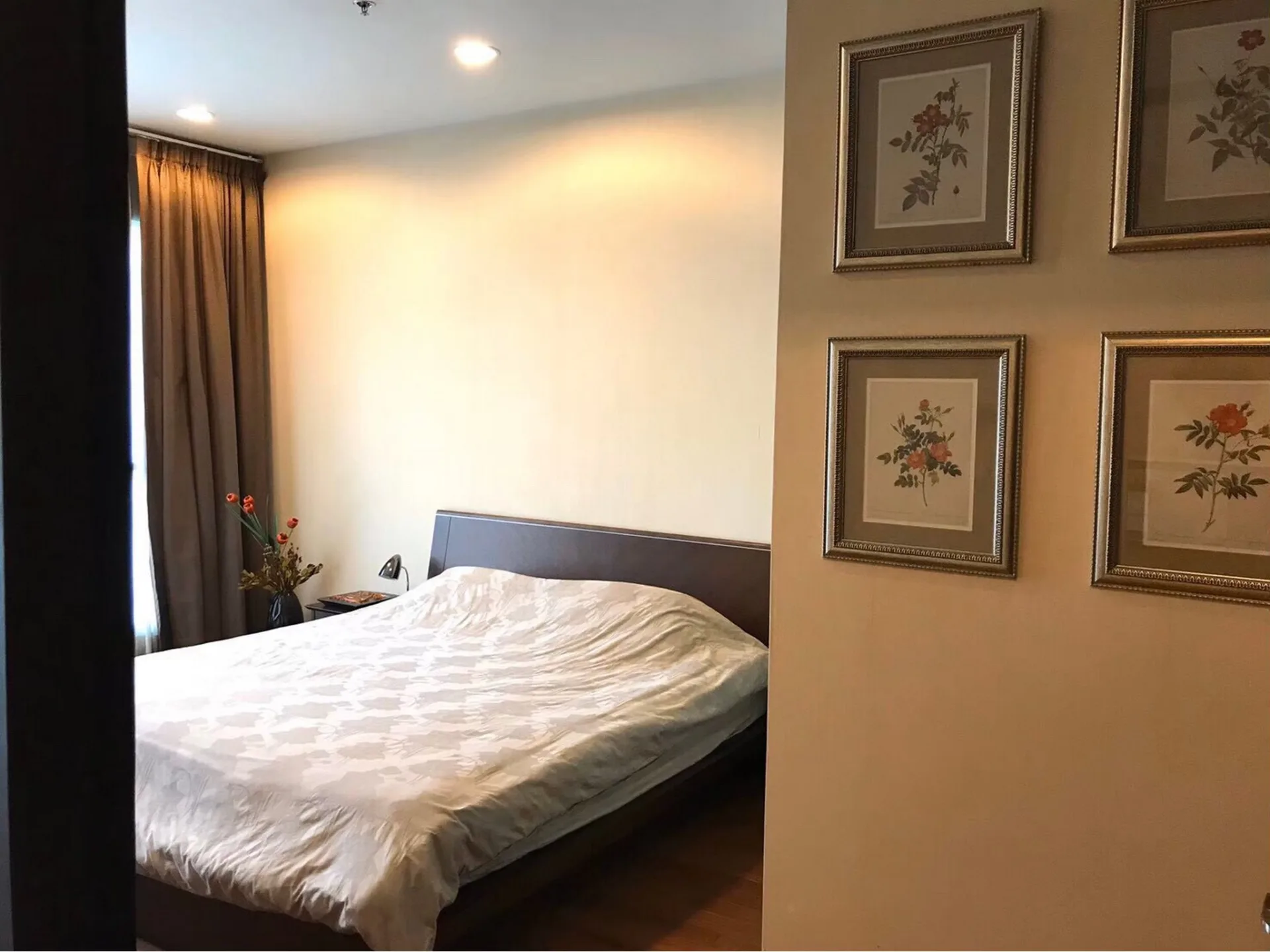 Property photos for The Address Chidlom