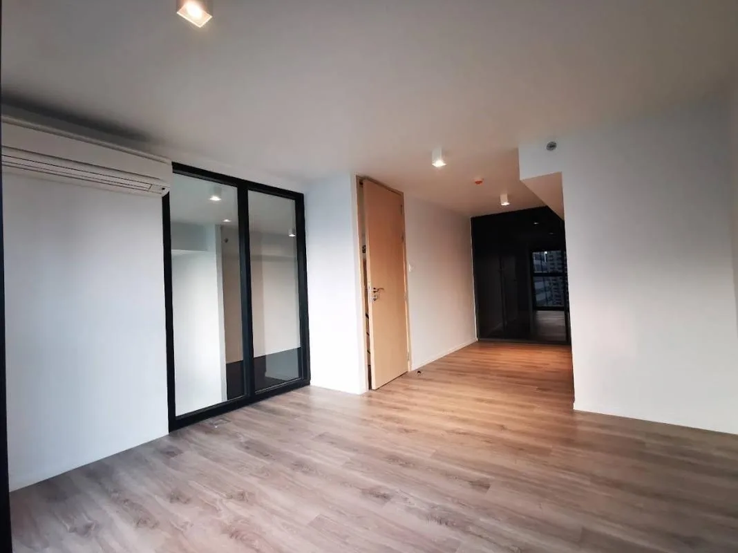 Property photos for The Lofts Silom
