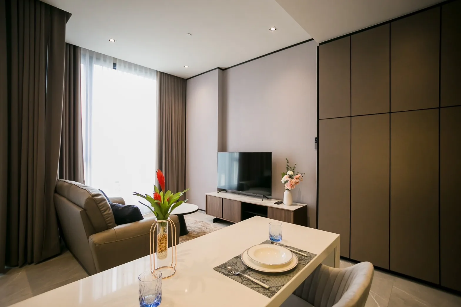 Property photos for Hyde Heritage Thonglor