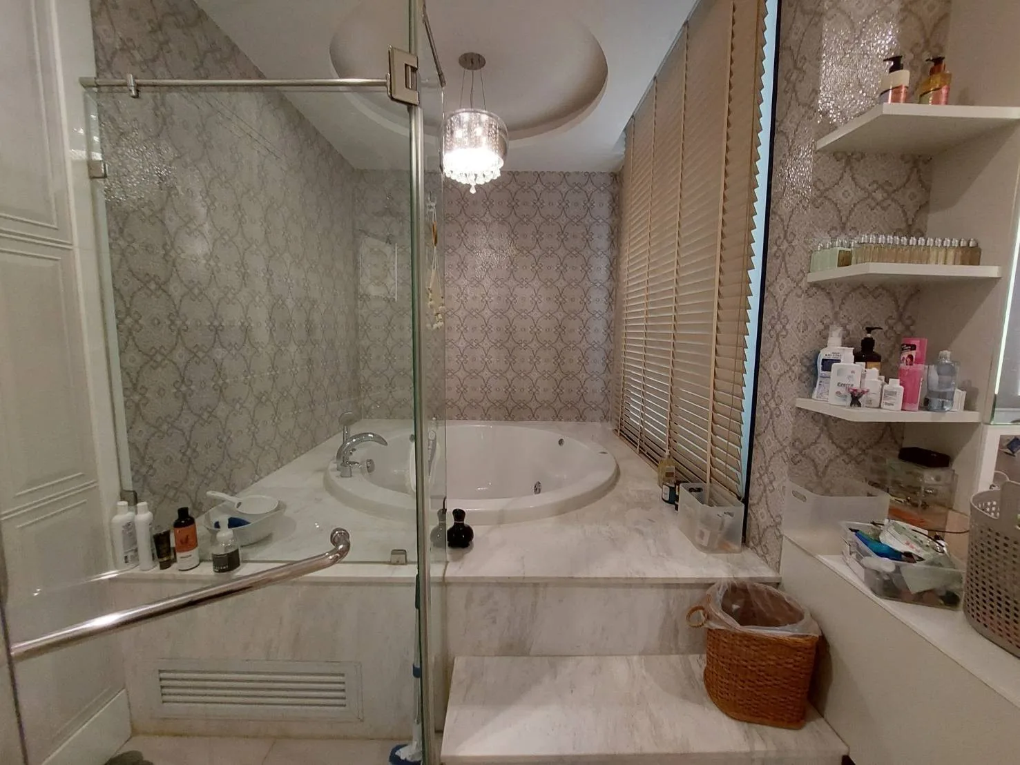 Property photos for Levara Residence