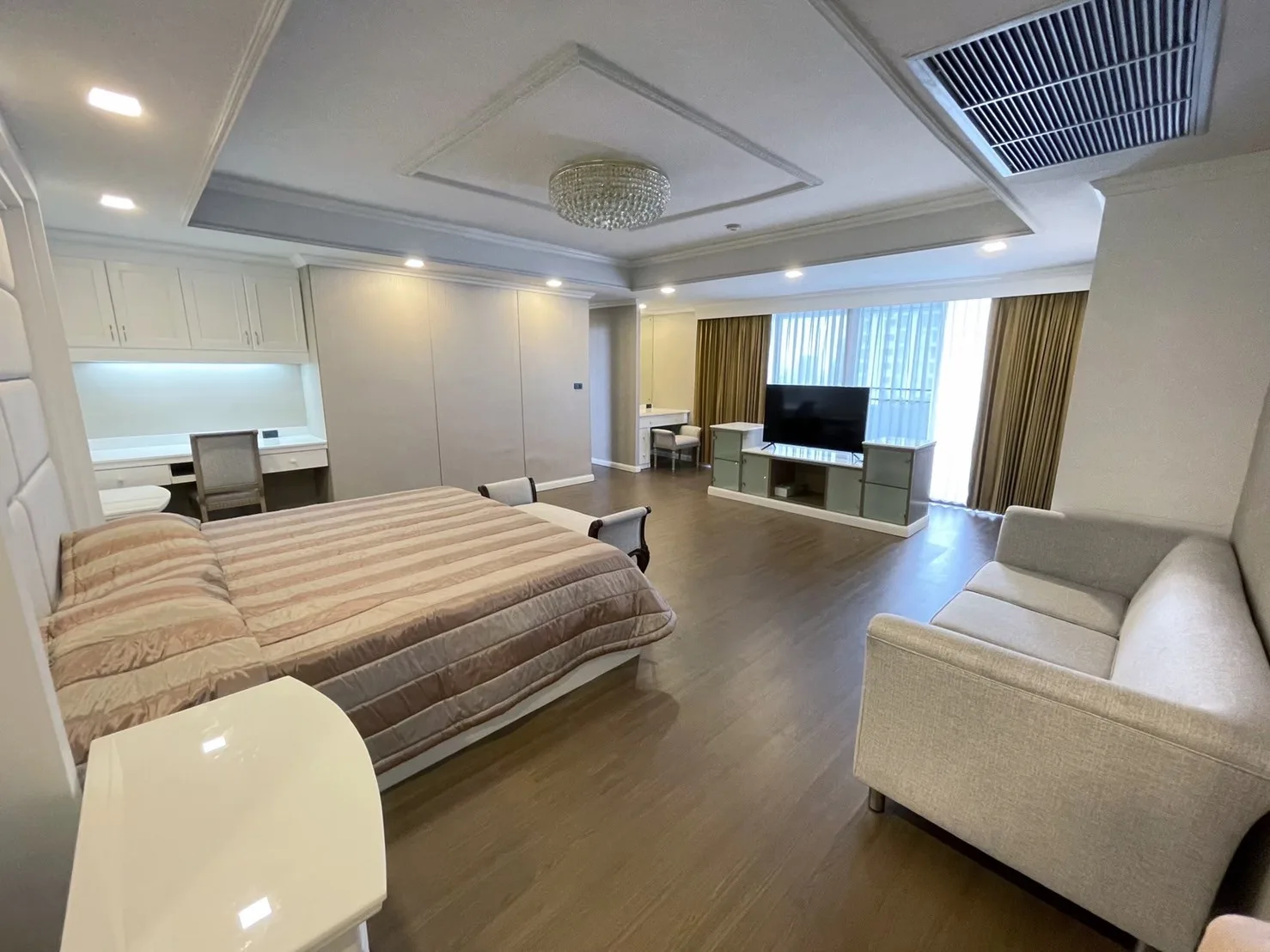 Property photos for Oriental Towers