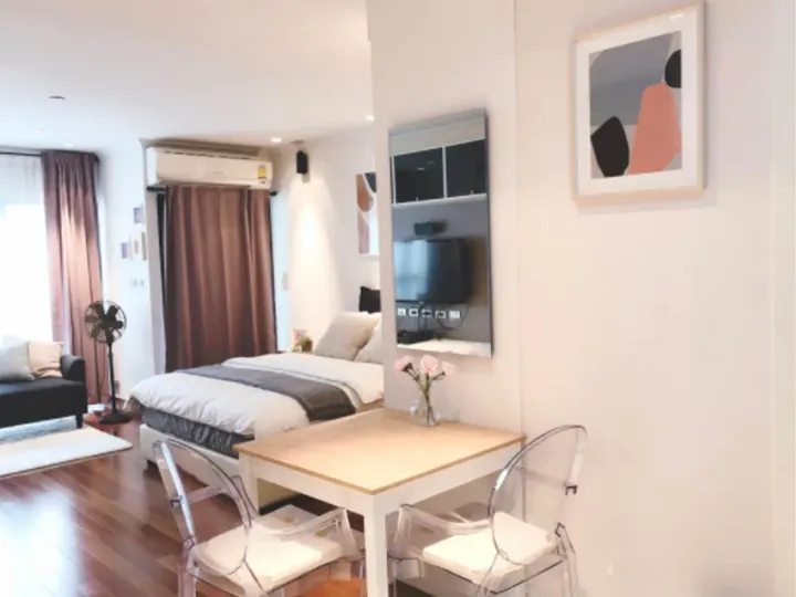 Property photos for Sathorn Gardens