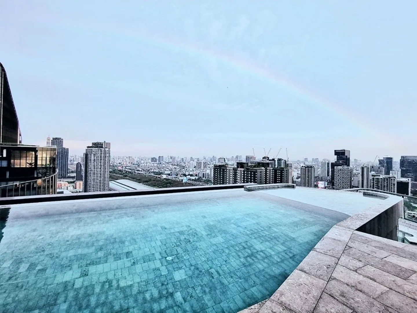Property photos for Ideo Mobi Asoke