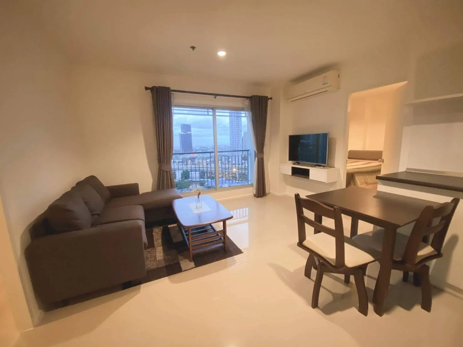 Property photos for Aspire Sukhumvit 48