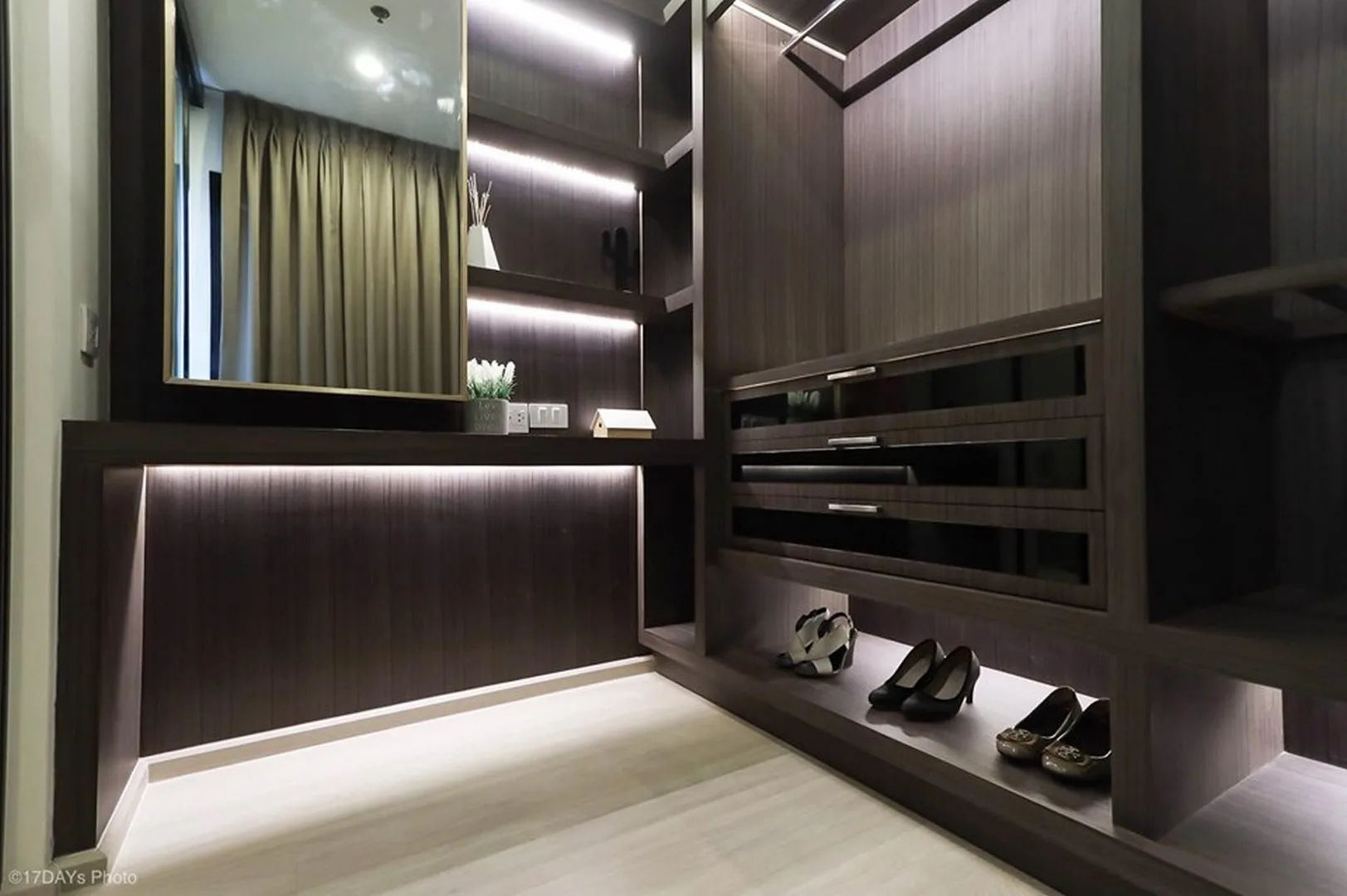 Property photos for Life Asoke