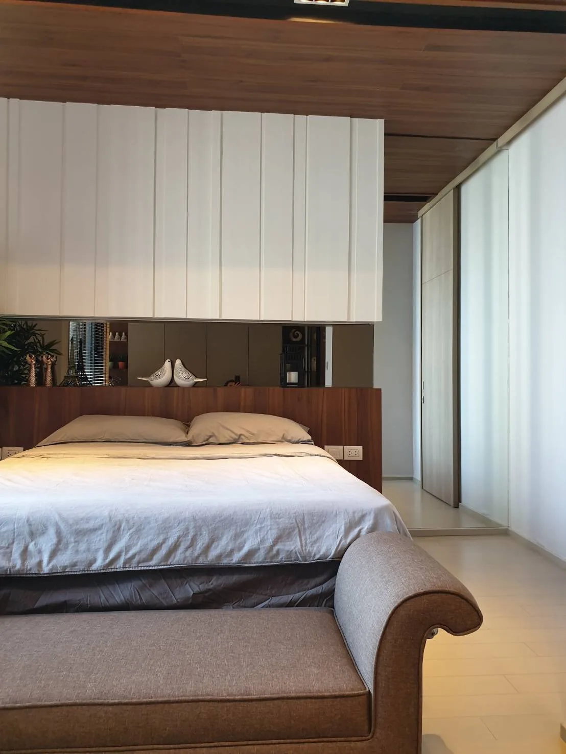 Property photos for Noble Ploenchit