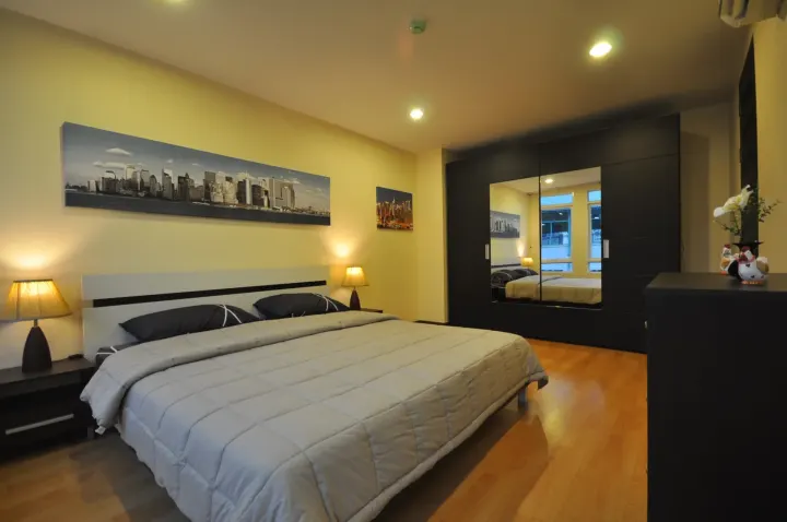 Property photos for The Amethyst Sukhumvit 39