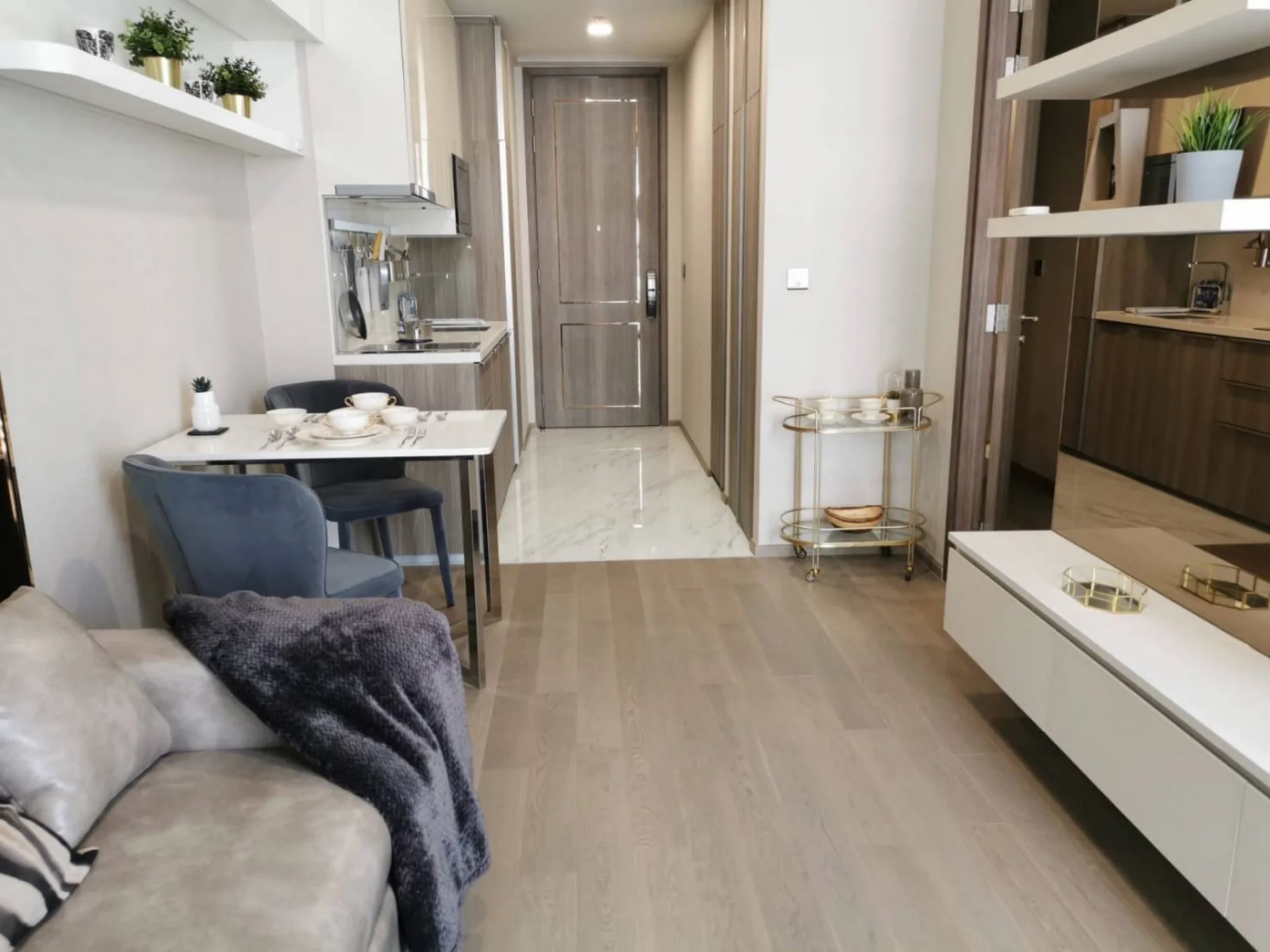 Property photos for Celes Asoke