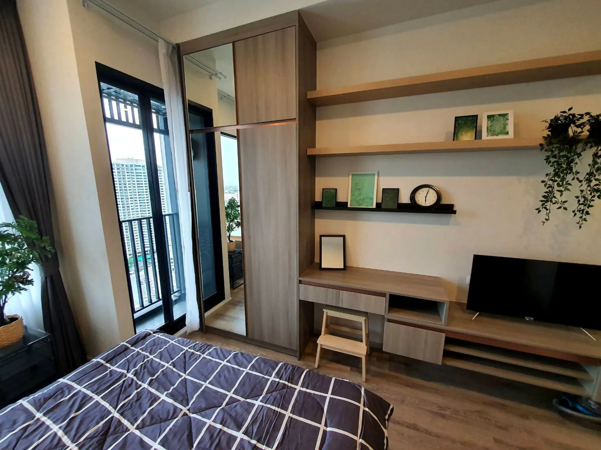Property photos for KnightsBridge Prime Ratchayothin