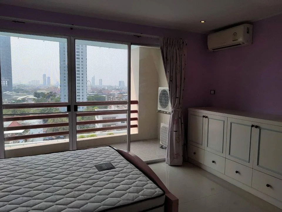 Property photos for Master View Executive Place
