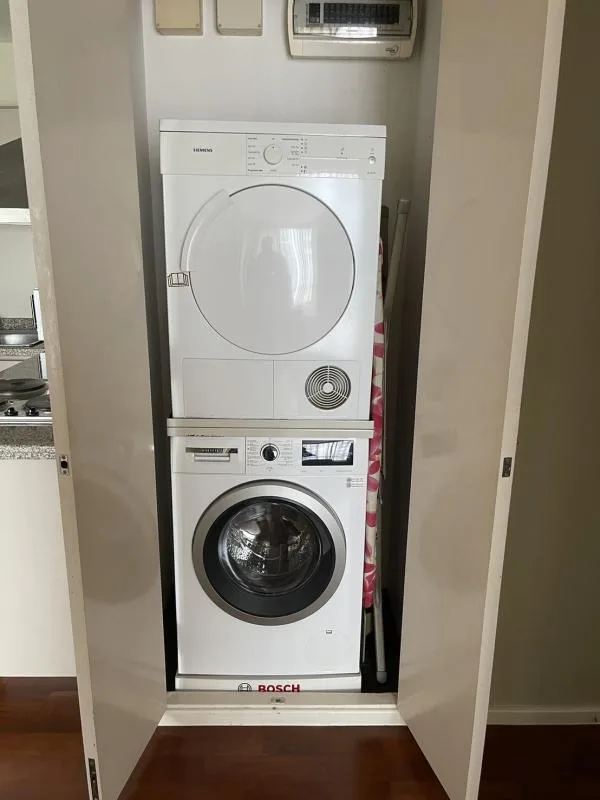 Property photos for Siri On 8