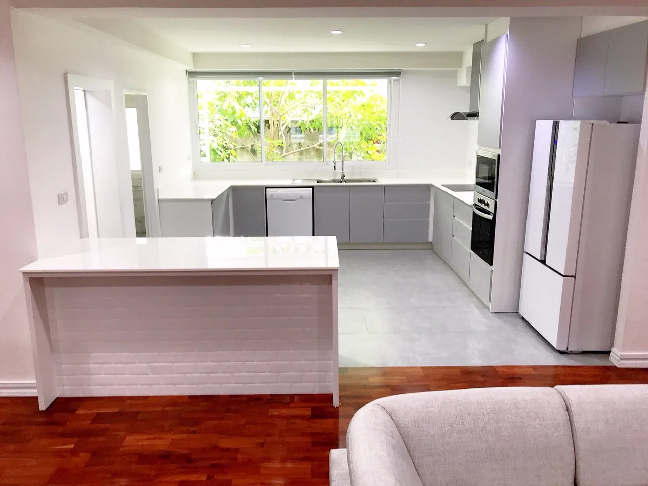 Property photos for Thonglor Garden