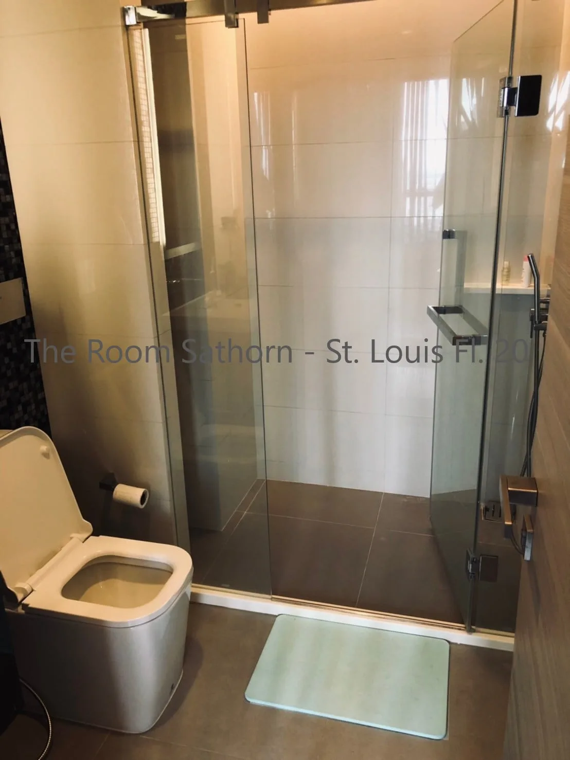 Property photos for The Room Sathorn - St.Louis