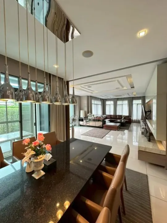 Property photos for The Palm Pattanakarn