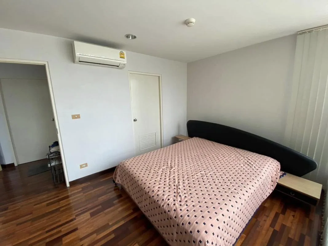 Property photos for Baan Pathumwan