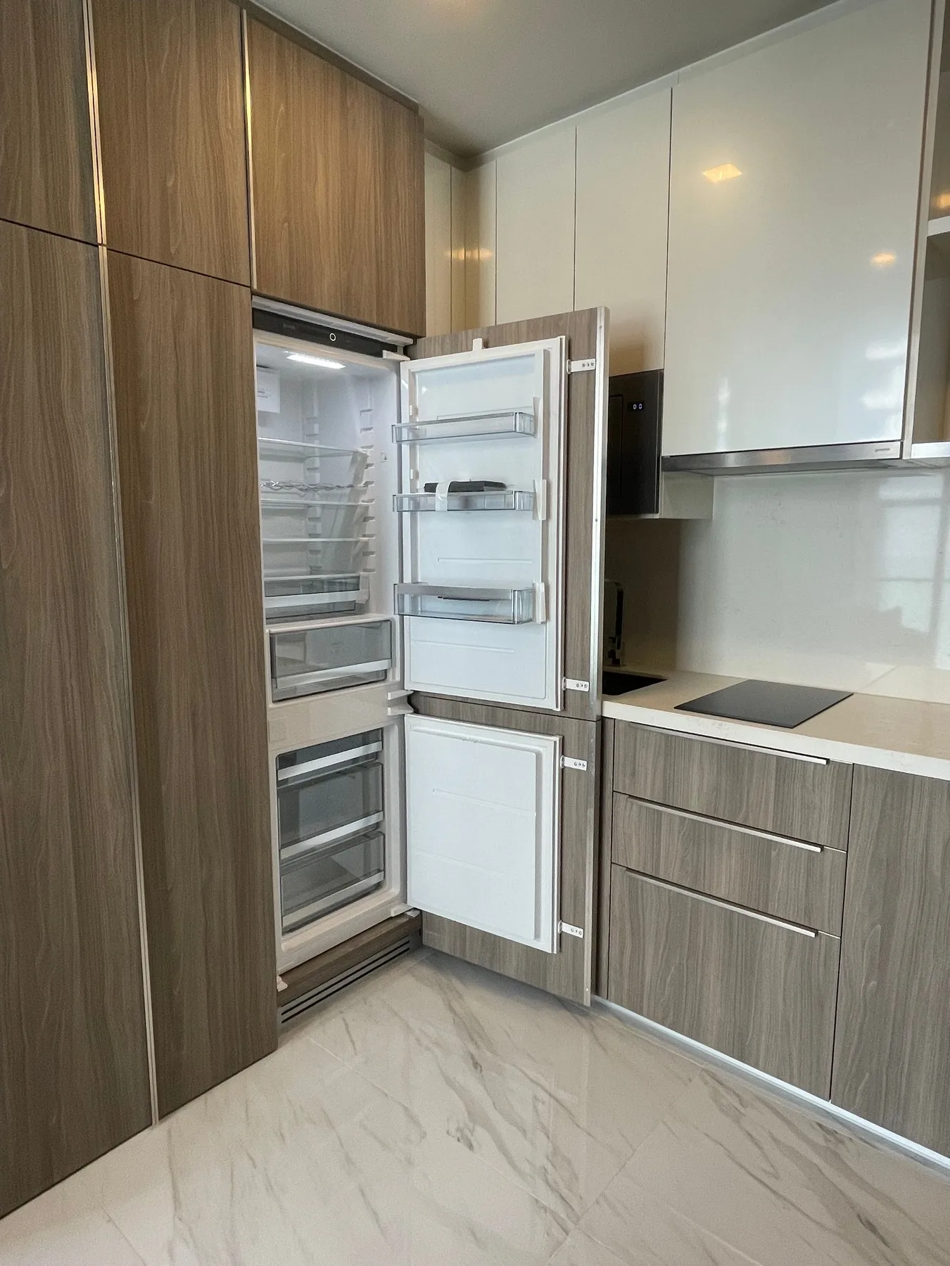 Property photos for Celes Asoke