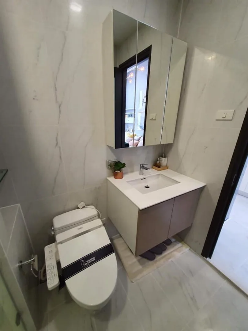 Property photos for Chewathai Residence Asoke