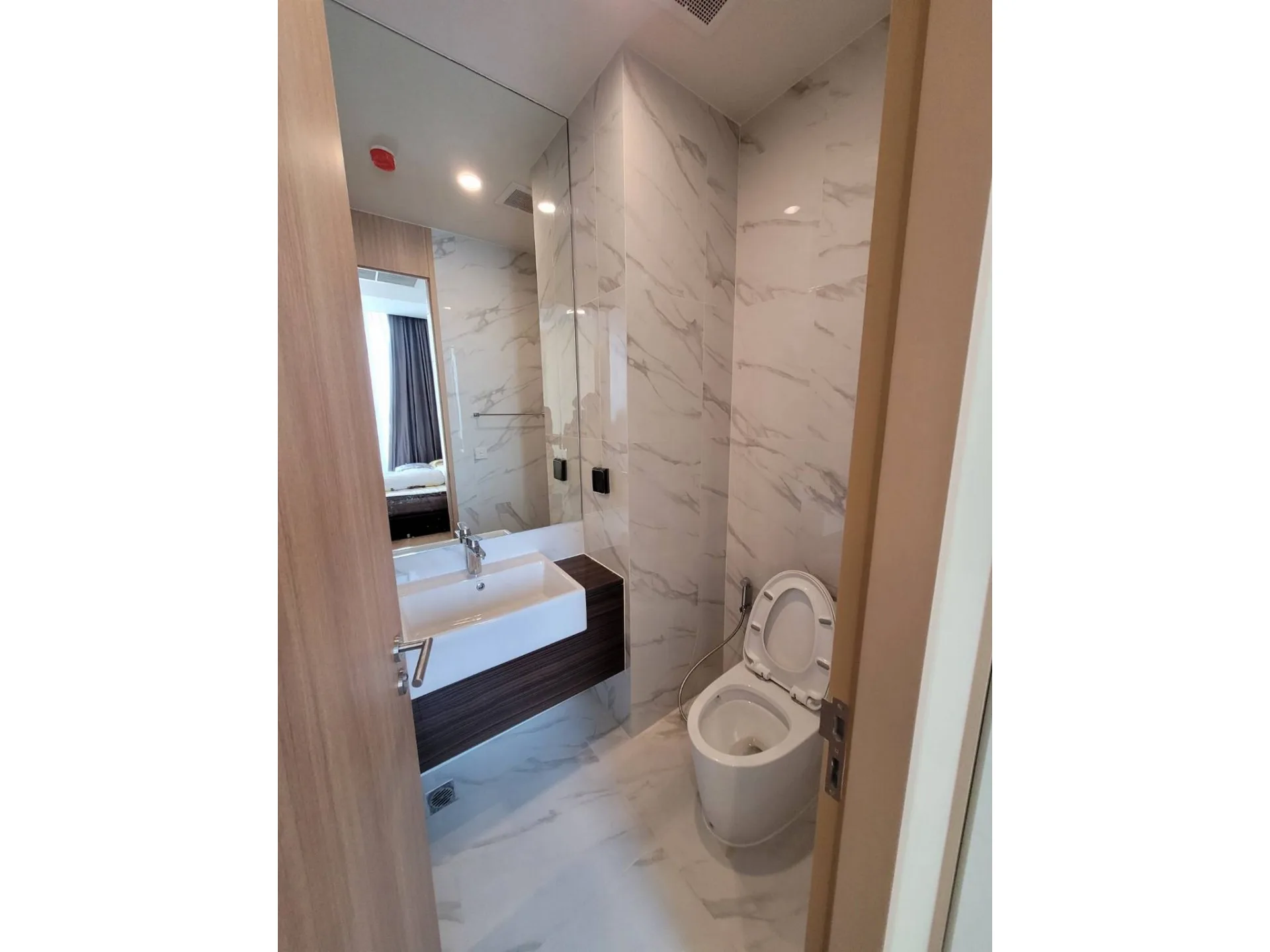 Property photos for Noble BE19