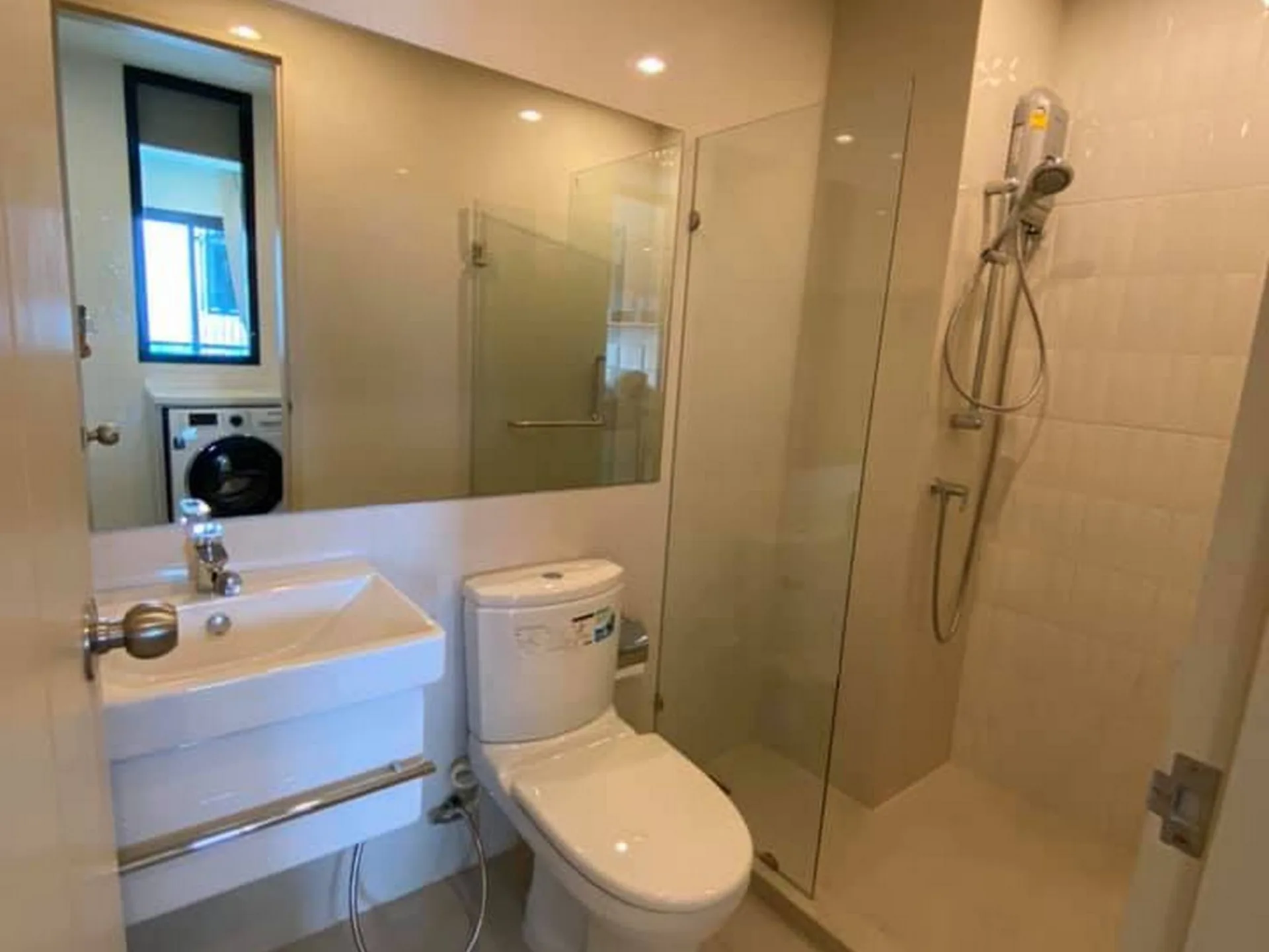 Property photos for LIFE Asoke - Rama 9