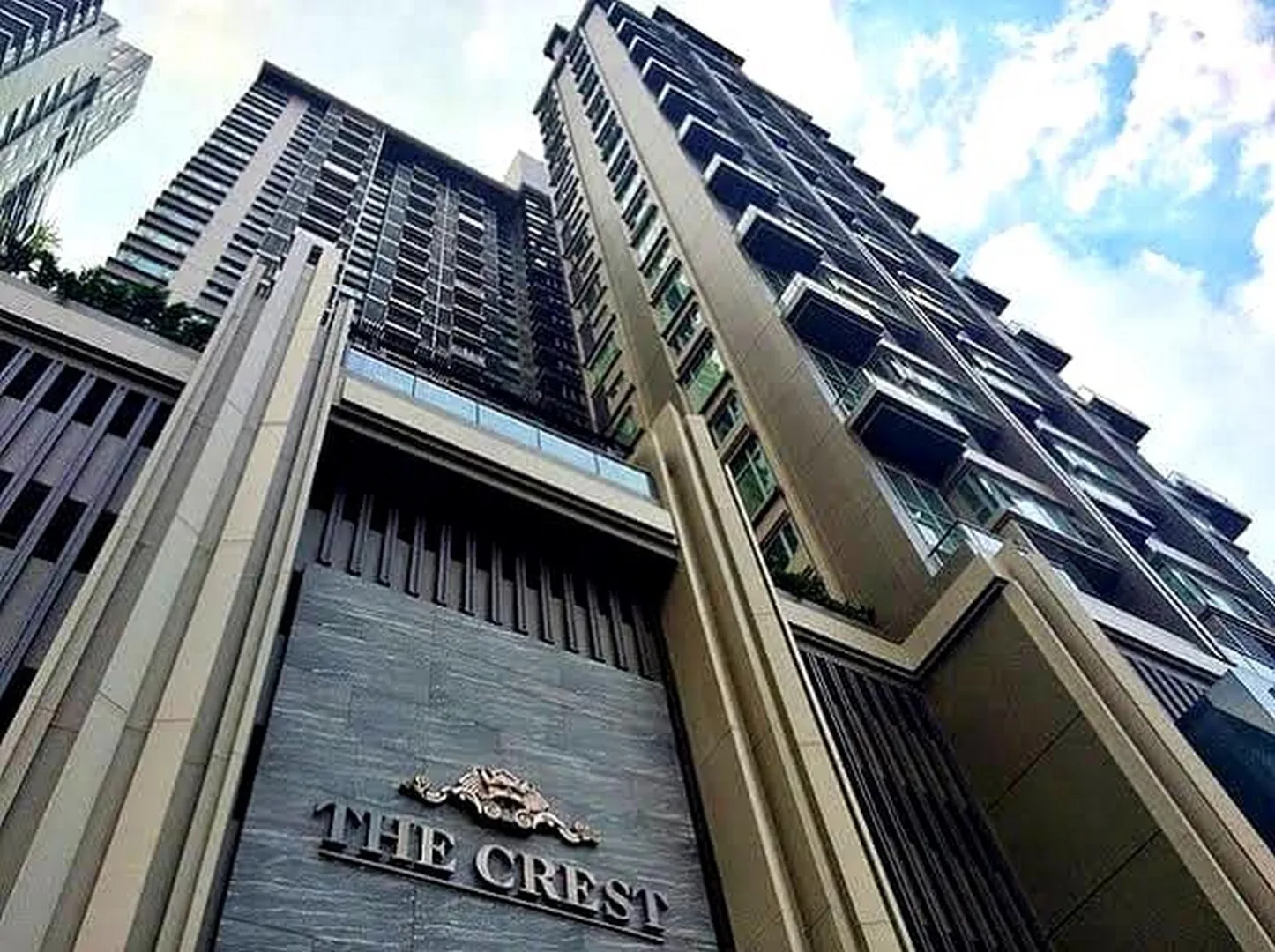 Property photos for The Crest Sukhumvit 34