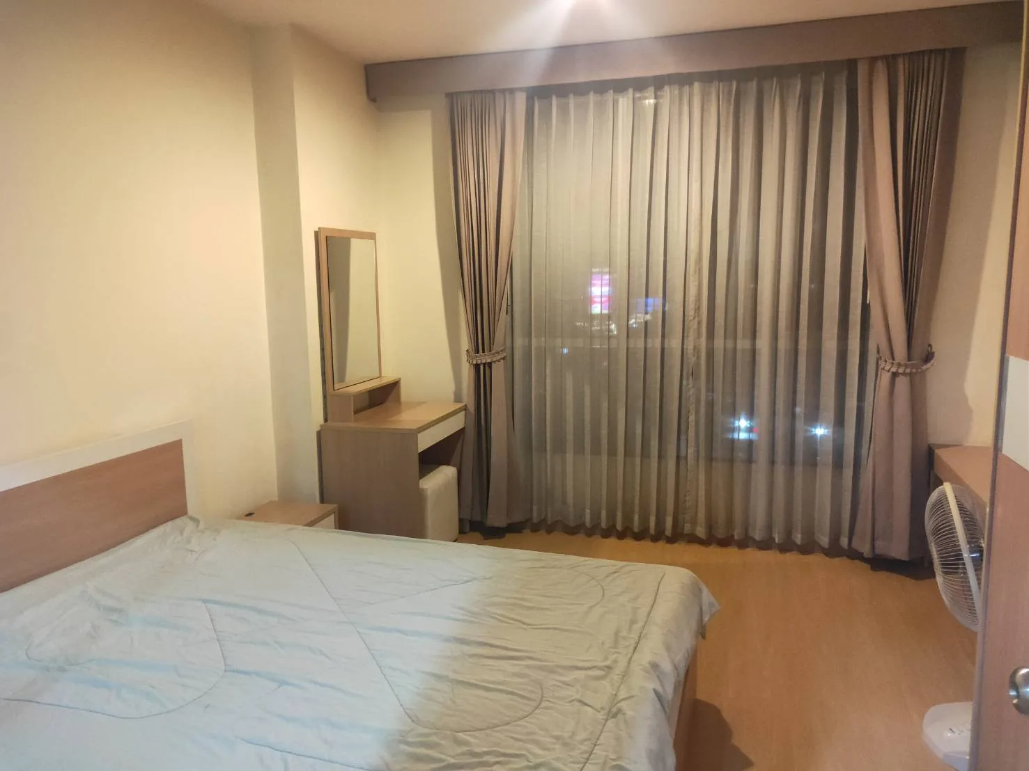 Property photos for Life Sukhumvit 65