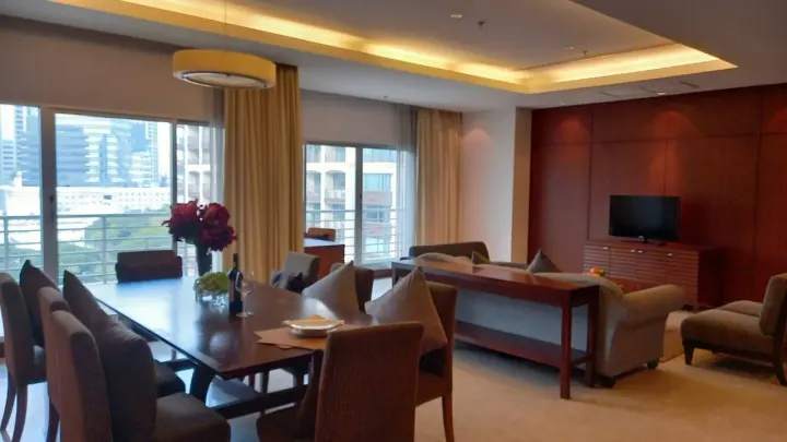 Property photos for Royal Residence Park