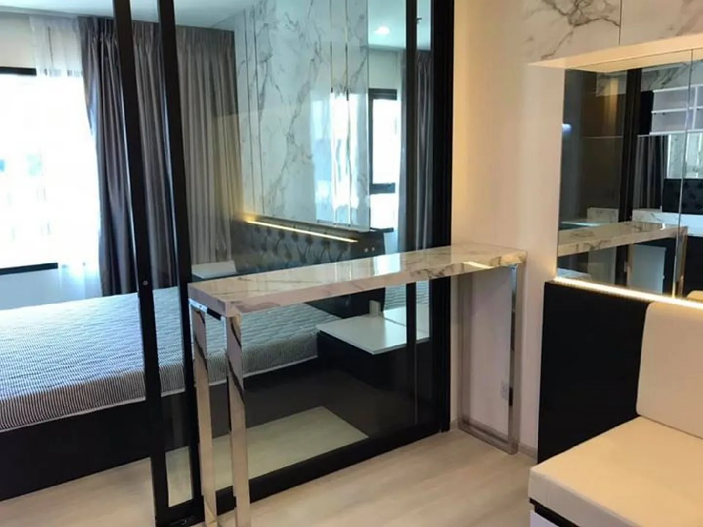 Property photos for Life Asoke