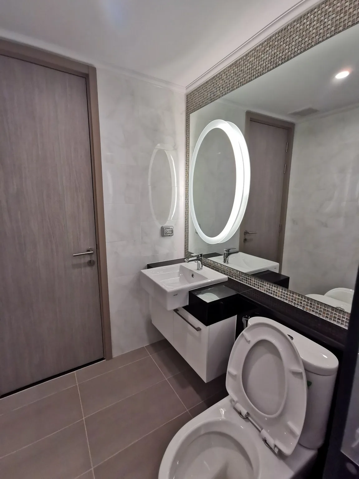 Property photos for Supalai Oriental Sukhumvit 39