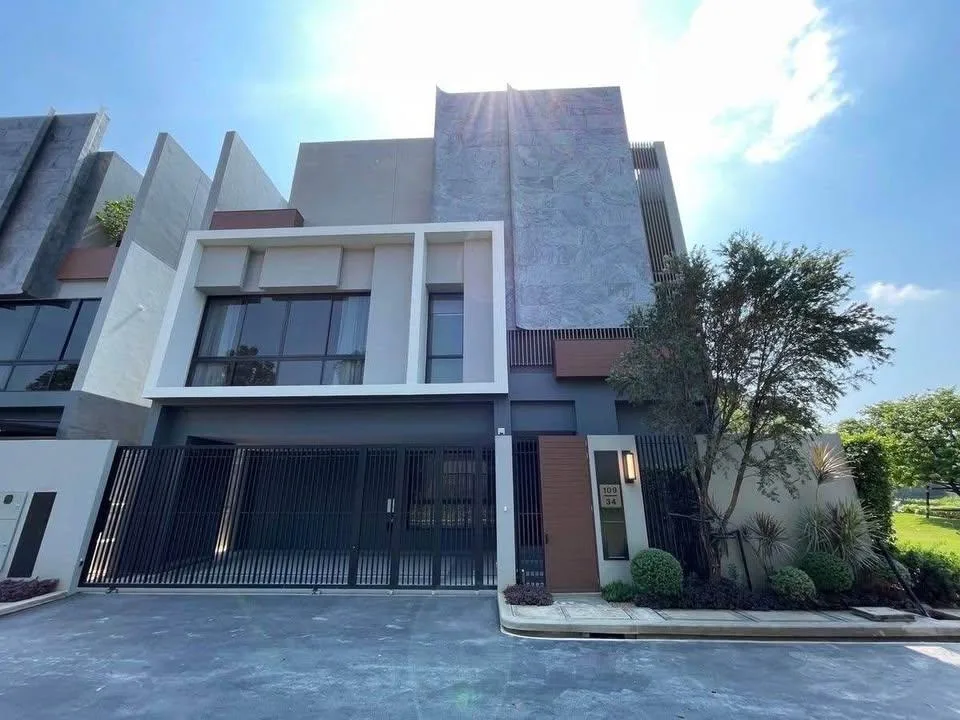 Property photos for Bugaan Krungthep Kreetha