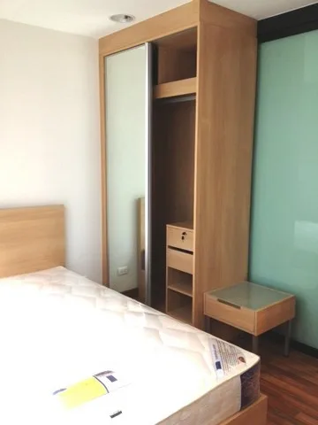 Property photos for Zenith Place Sukhumvit 42