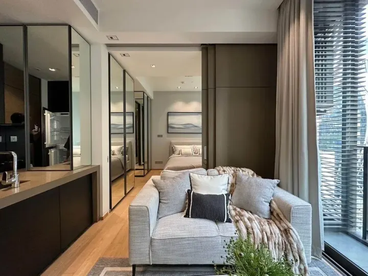 Property photos for 28 Chidlom