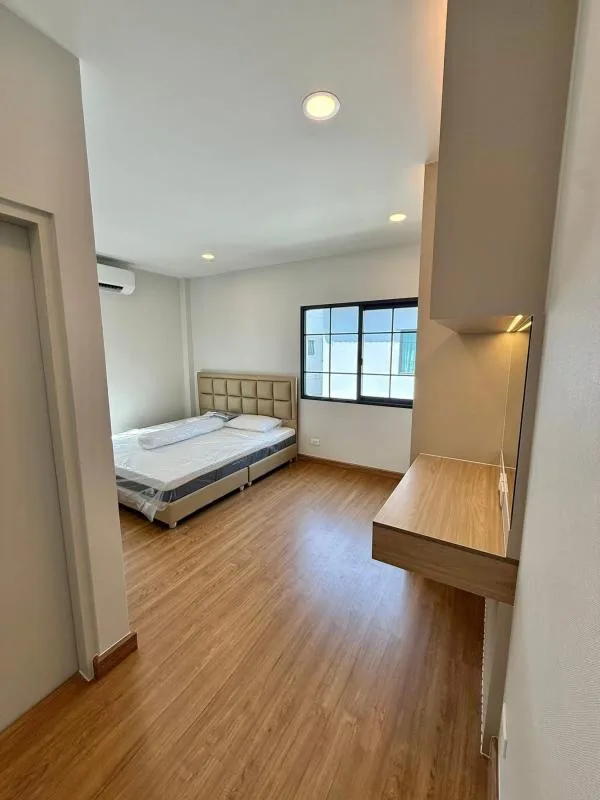 Property photos for Centro Bangna-wongwaen