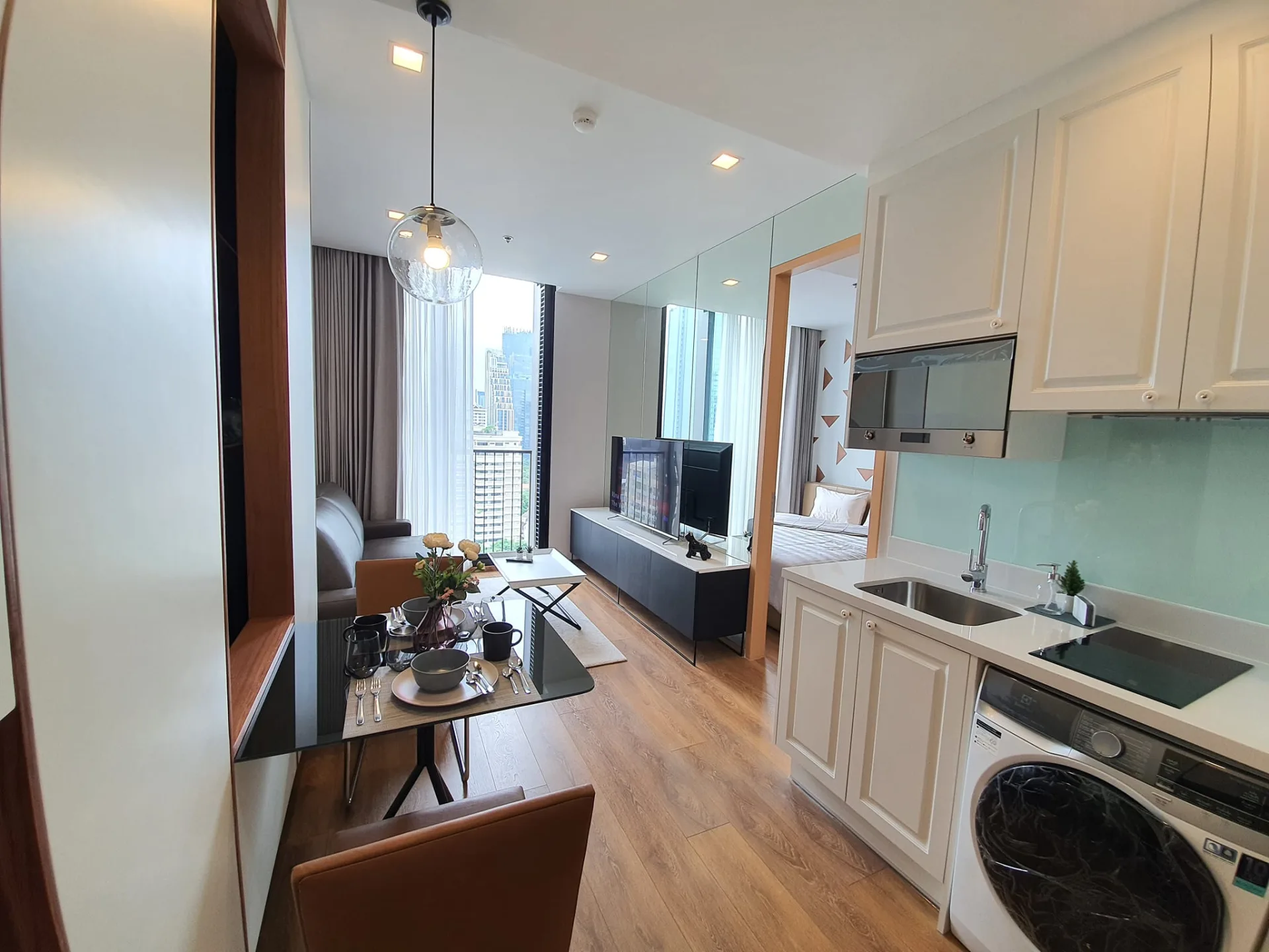 Property photos for Noble BE 33