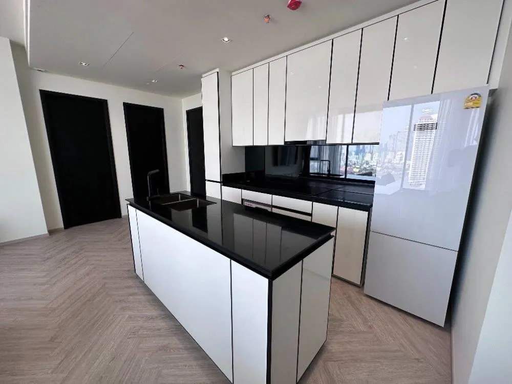 Property photos for Chapter Charoennakhorn-riverside