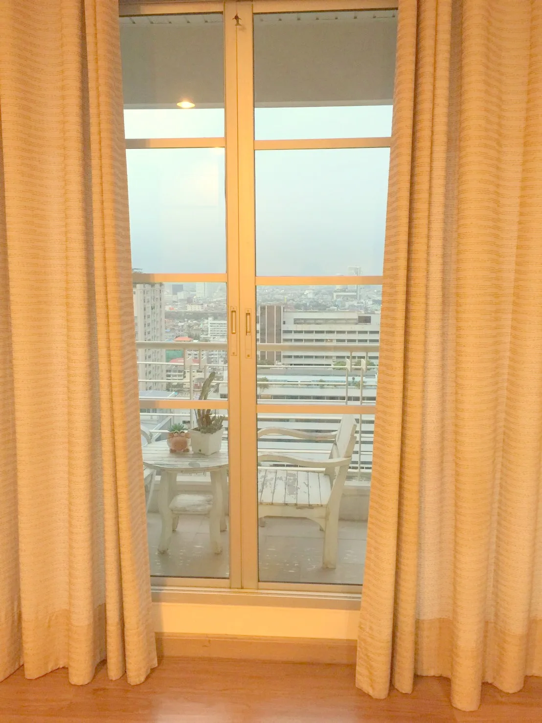 Property photos for Baan Klang Krung Siam - Pathumwan