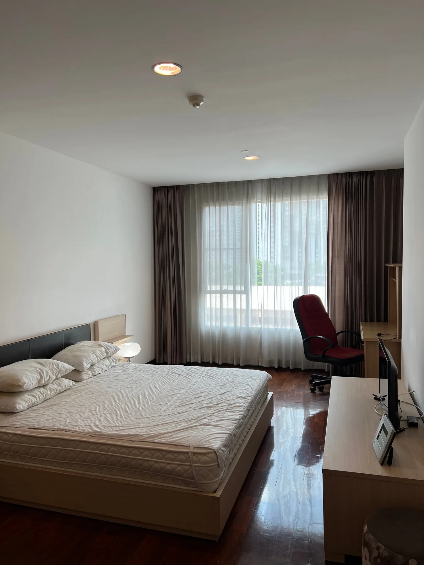 Property photos for Wilshire