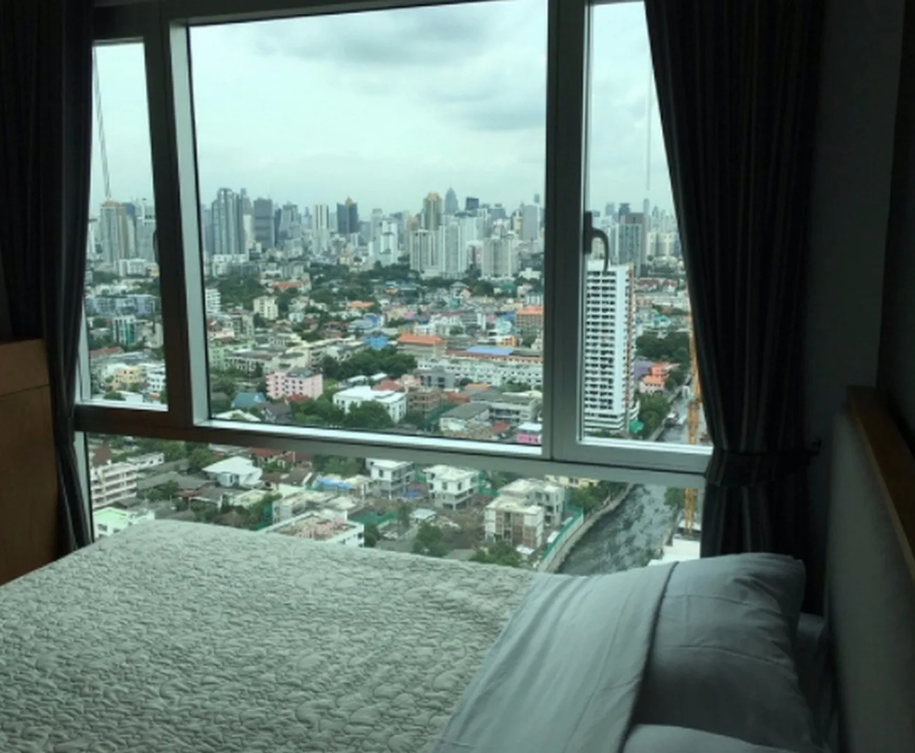 Property photos for Thru Thonglor